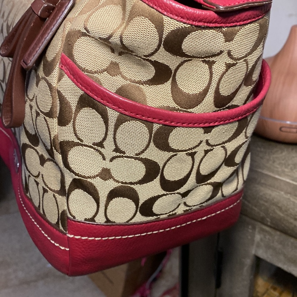 Genuine Coach Park Signature Carrie Tote F23297 - Picture 9 of 16